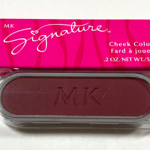 MARY KAY Signature NIB Rare Blush CRANBERRY BOLD